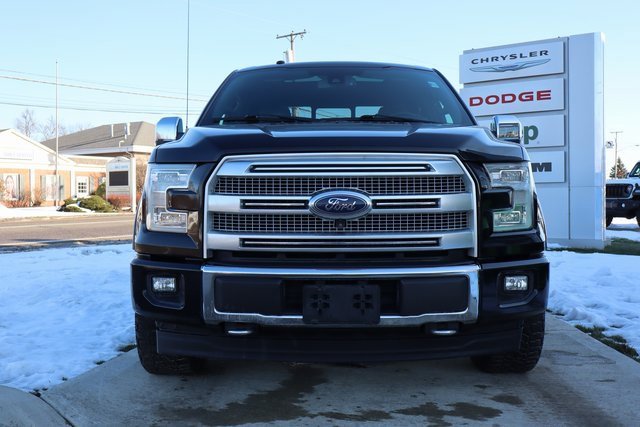 Used 2017 Ford F150 Platinum w/ Equipment Group 701A Luxury image 5