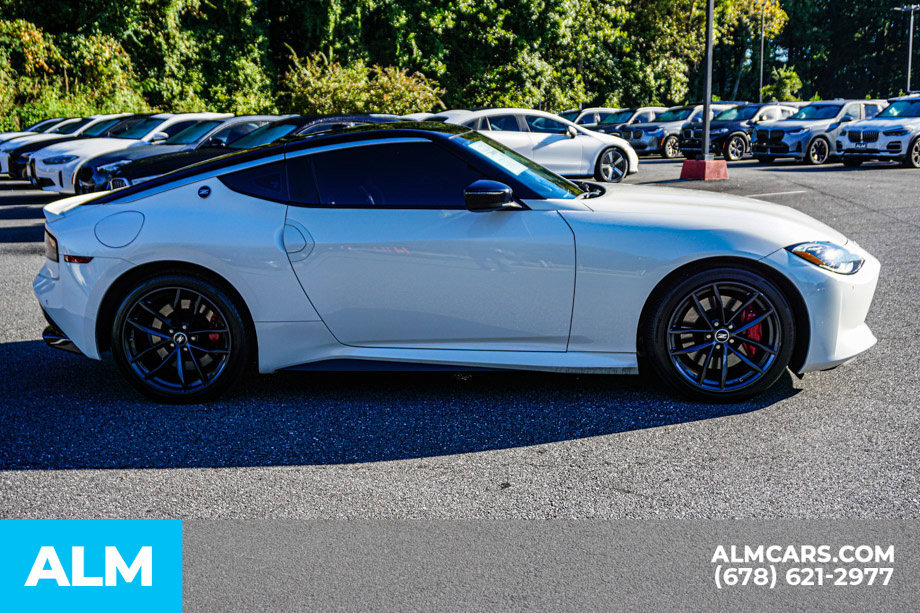 Used 2025 Nissan Z Performance w/ Floor Mat Package RWD image 8