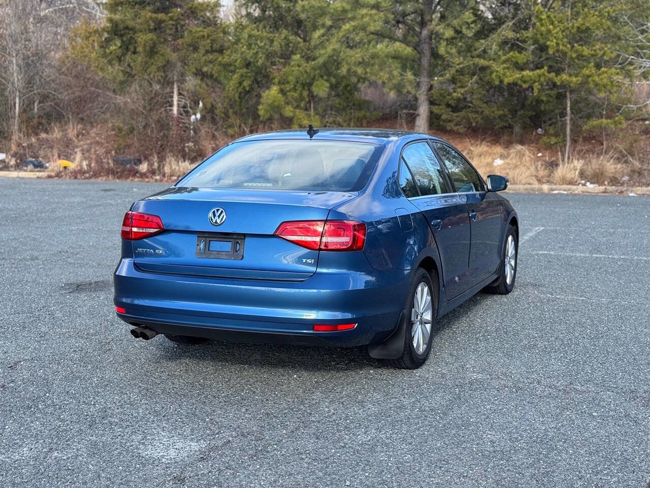 Used 2015 Volkswagen Jetta SE FWD image 6