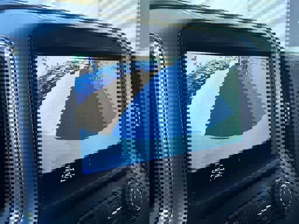 Used 2021 Chevrolet Silverado 1500 LT image 18