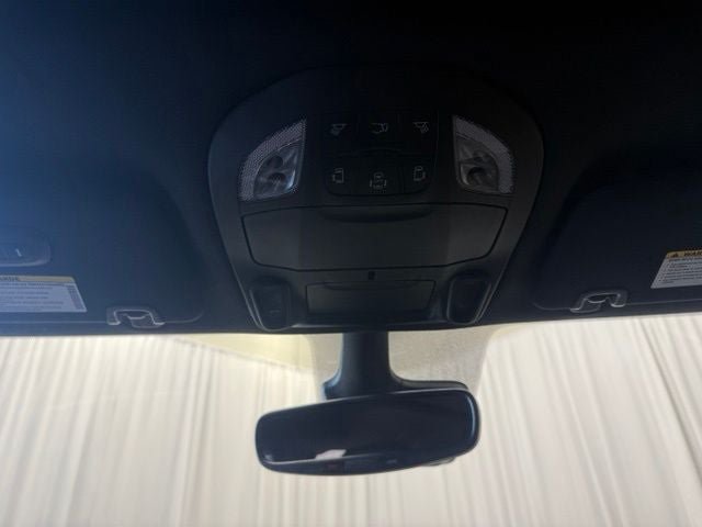 New 2027 Chrysler Pacifica Limited AWD/4WD image 17