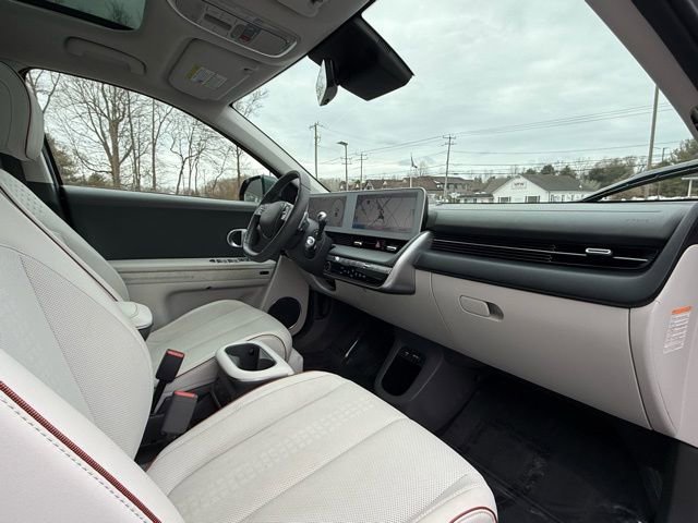 Used 2023 Hyundai Ioniq 5 Limited image 16