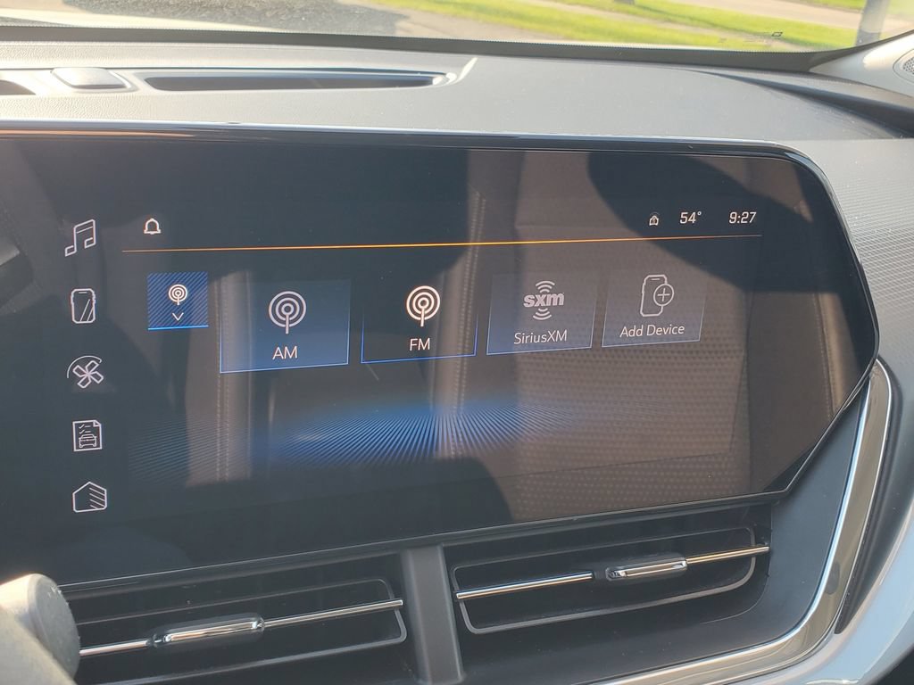 Certified 2024 Chevrolet Trax LT FWD image 18