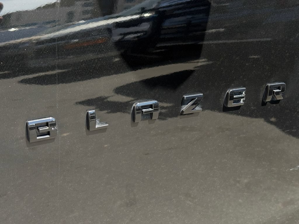 Used 2022 Chevrolet Blazer Premier FWD image 22