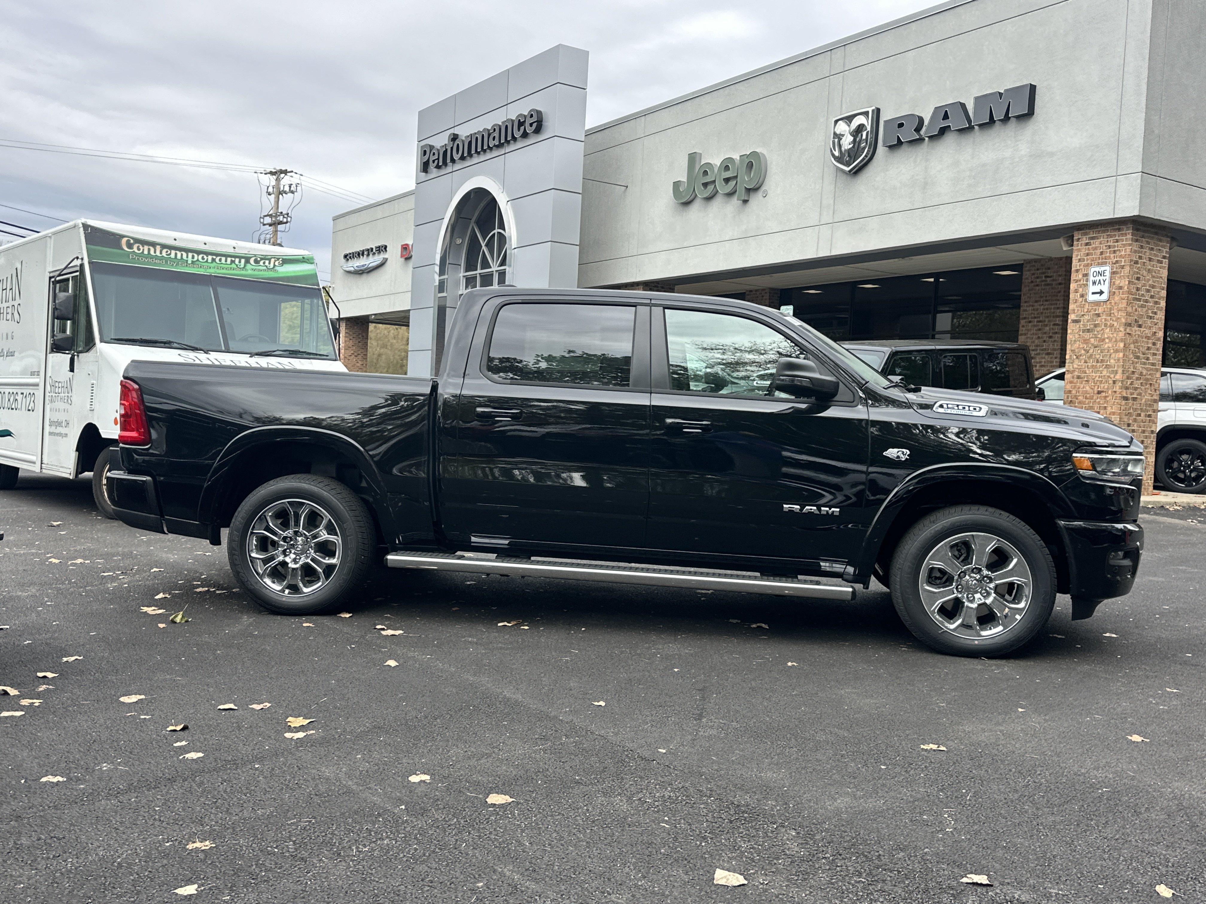 New 2026 RAM 1500 Big Horn AWD/4WD image 16
