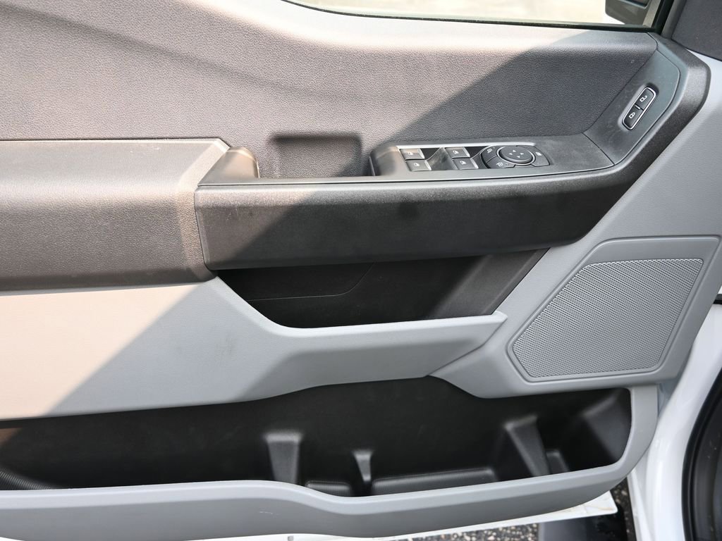 New 2025 Ford F350 XL w/ XL Chrome Package image 15