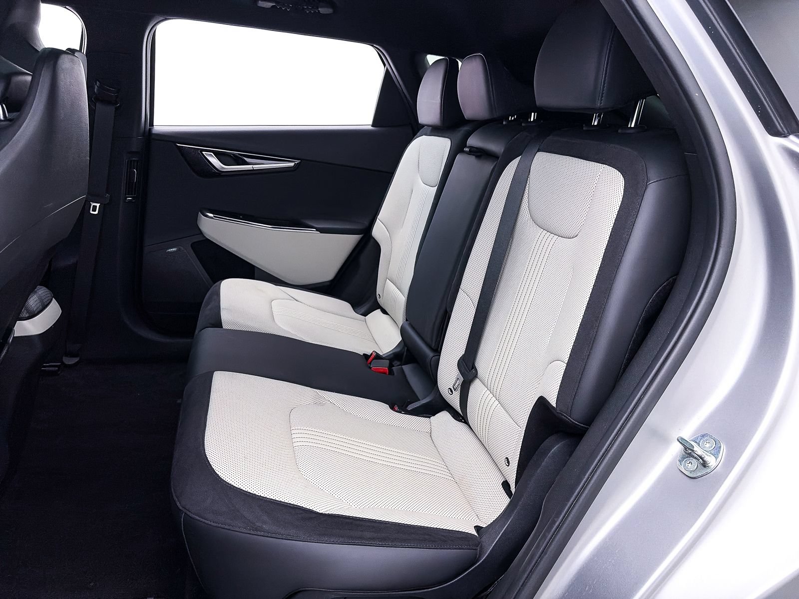 Certified 2024 Kia EV6 GT-Line w/ GT-Line White Seat Package RWD image 40