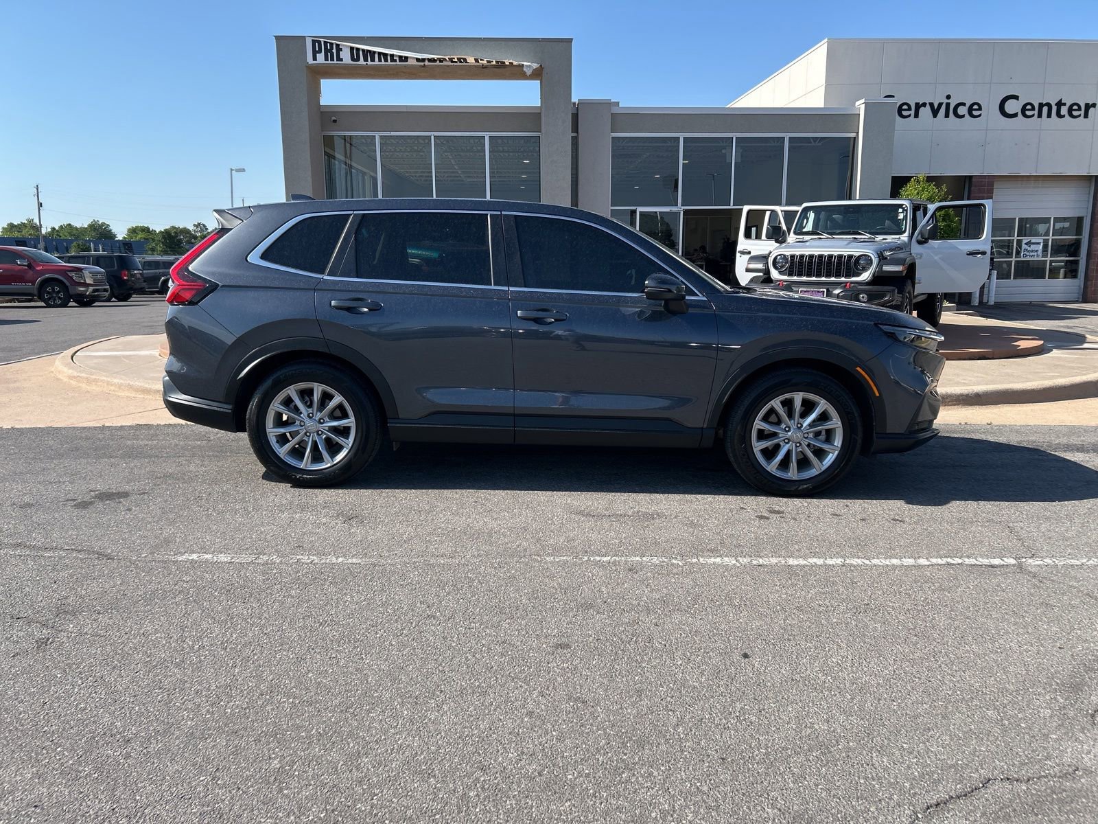 Used 2024 Honda CR-V EX-L image 4
