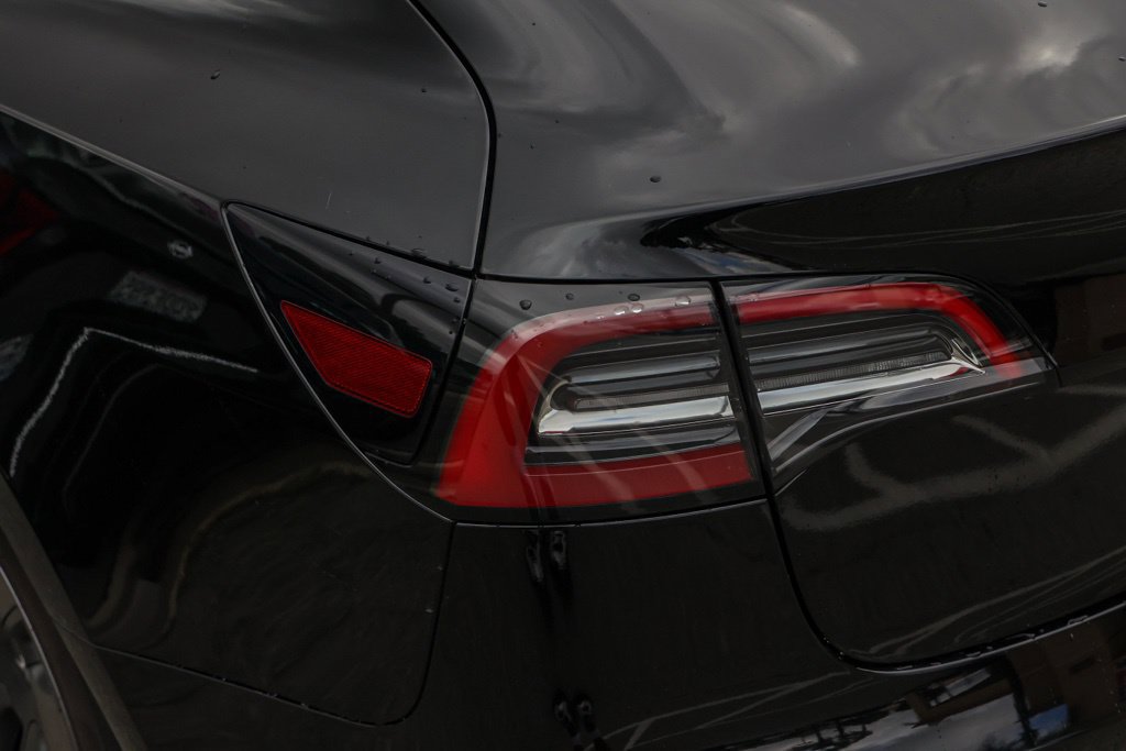 Used 2023 Tesla Model 3 Standard Range RWD image 7