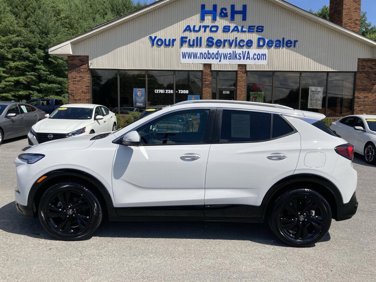 Used 2024 Buick Encore GX Sport Touring w/ Comfort Package image 8