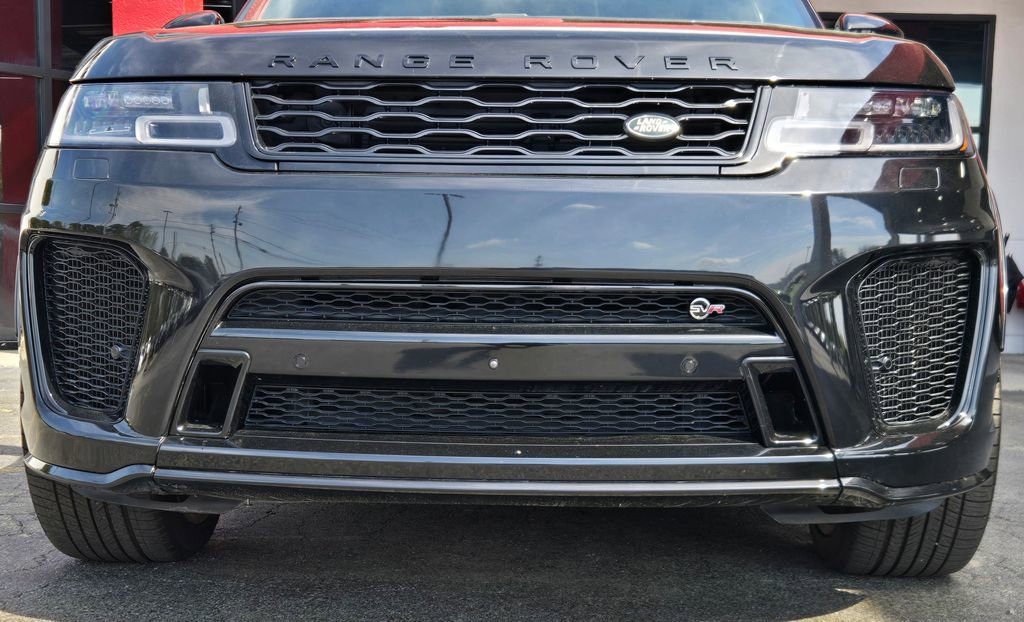 Used 2020 Land Rover Range Rover Sport SVR image 13