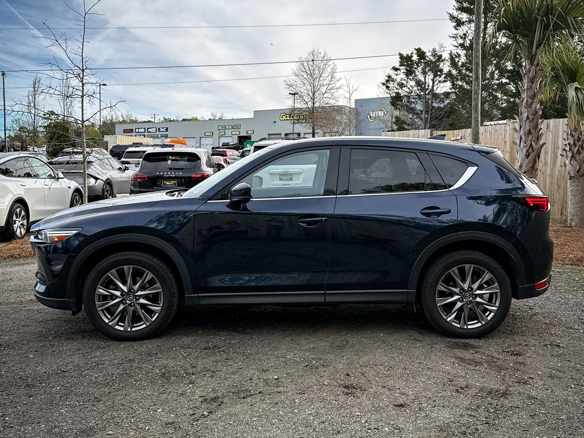 Used 2020 MAZDA CX-5 Signature image 5
