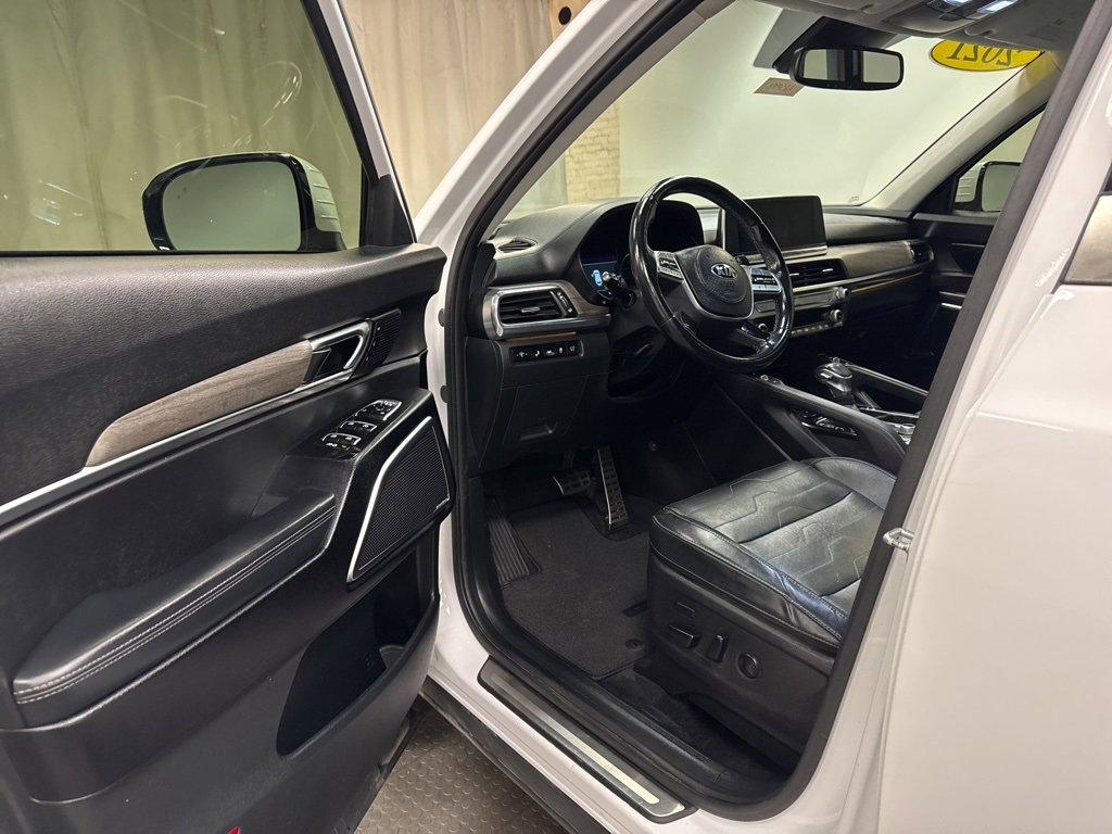 Used 2021 Kia Telluride SX w/ SX Prestige Package image 21
