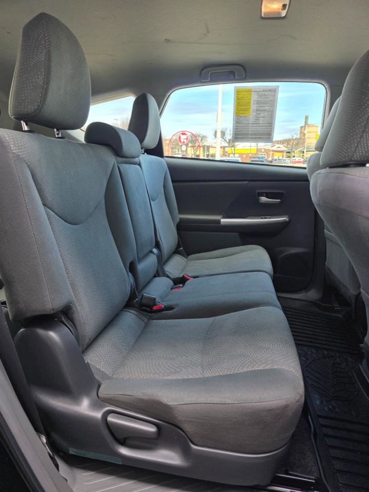 Used 2014 Toyota Prius V Three FWD image 13