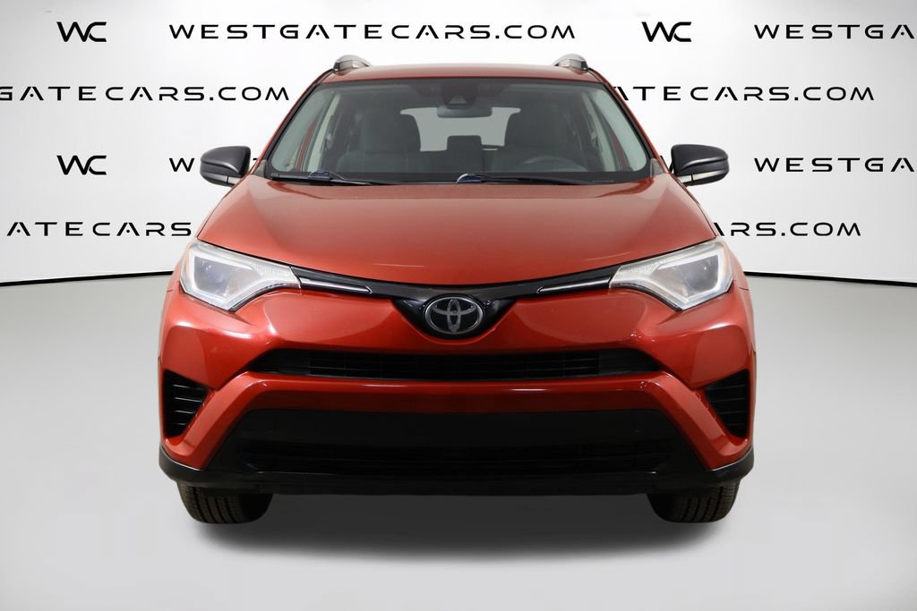 Used 2017 Toyota RAV4 LE FWD image 2