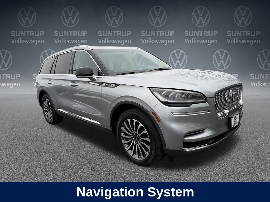Used 2024 Lincoln Aviator Reserve image 9