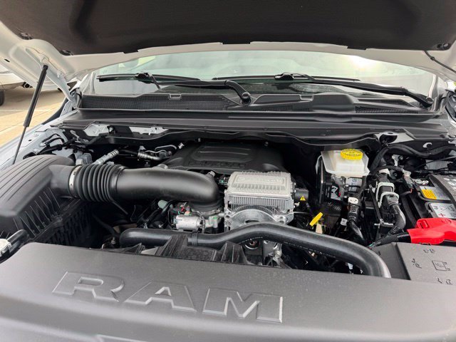 New 2026 RAM 1500 Laramie w/ Sport Appearance Package AWD/4WD image 41