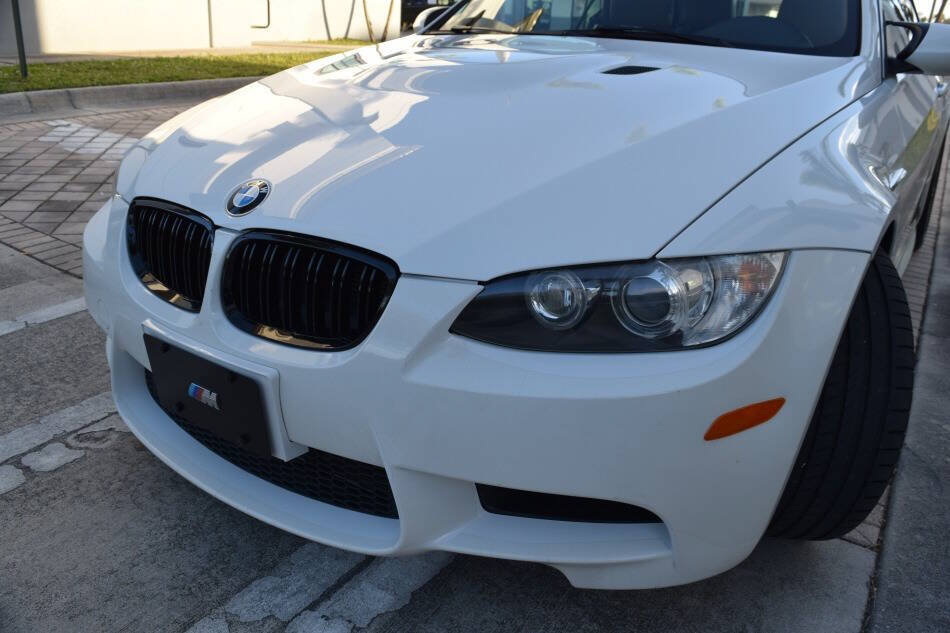 Used 2011 BMW M3 Convertible RWD image 11