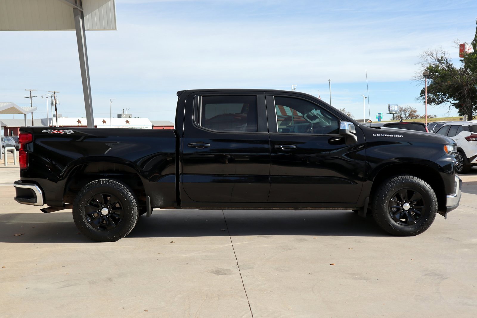 Used 2022 Chevrolet Silverado 1500 LT image 6