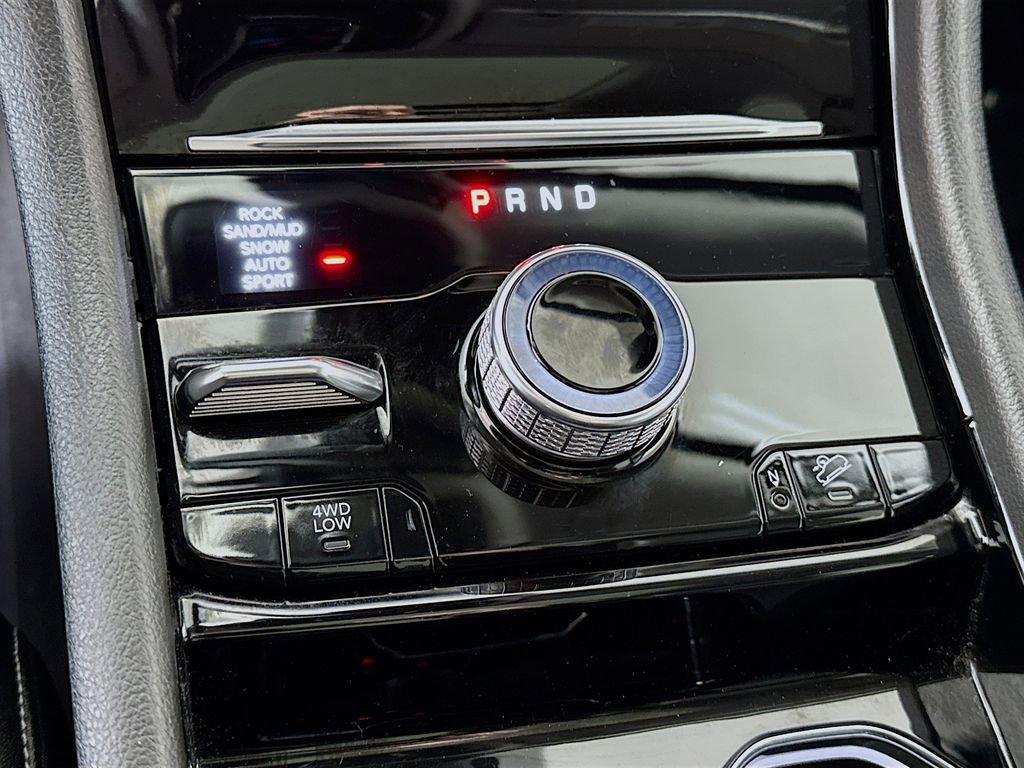 Used 2022 Jeep Grand Cherokee Limited 4xe image 10