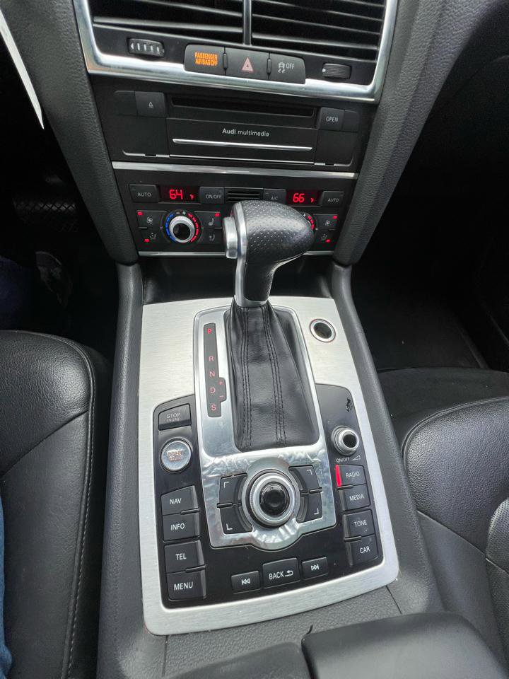 Used 2014 Audi Q7 3.0T S line Prestige w/ Technology Package image 15