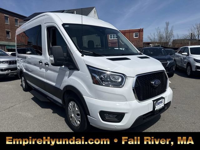 Used 2023 Ford Transit 350 XLT image 2