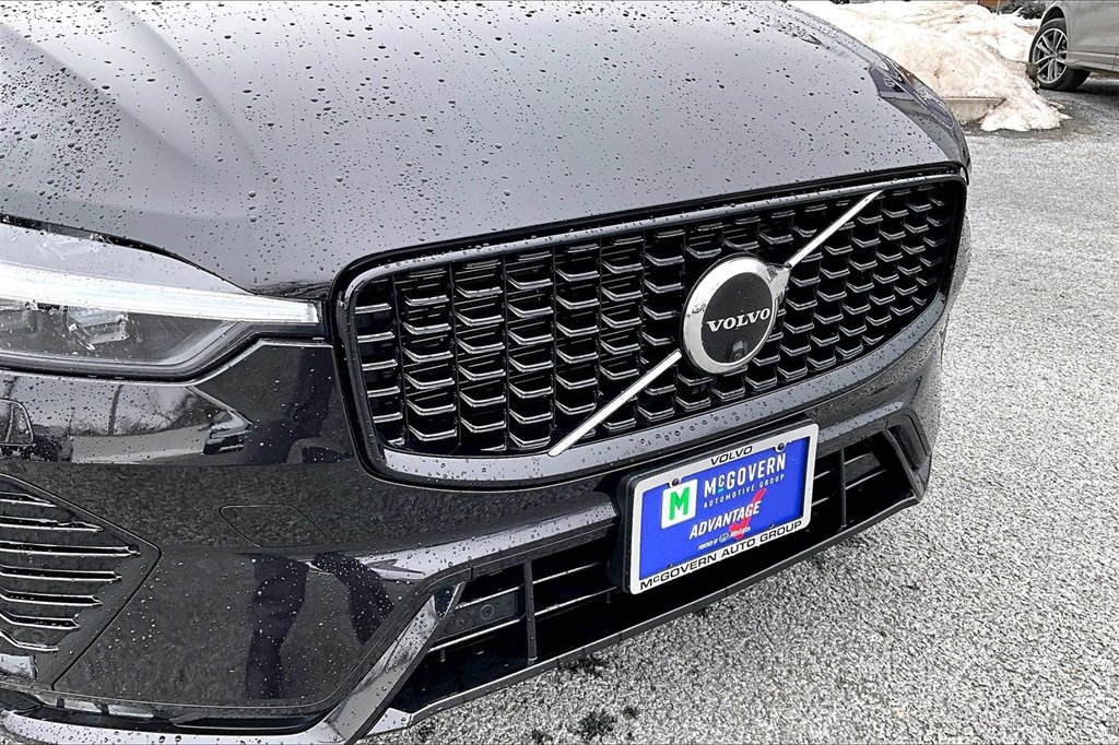 Used 2023 Volvo XC60 B5 Plus w/ Climate Package image 33