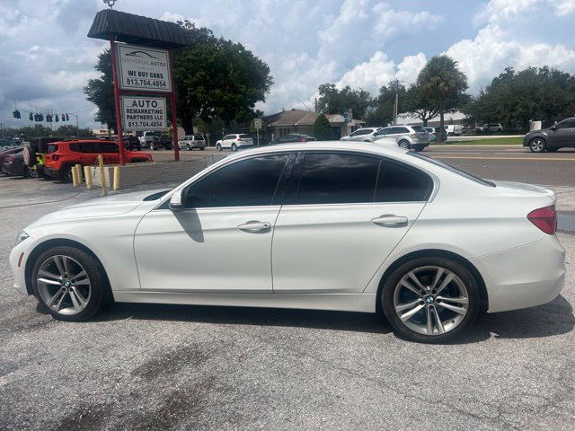 Used 2017 BMW 330i Sedan RWD image 8