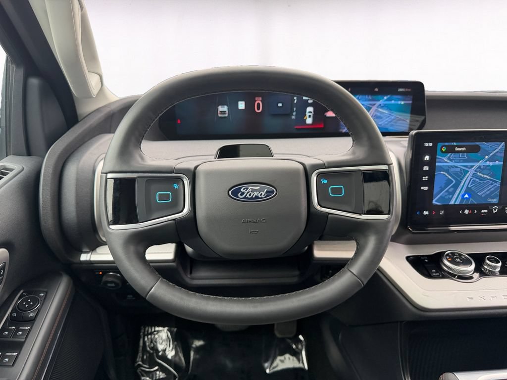 Used 2025 Ford Expedition Active AWD/4WD image 12