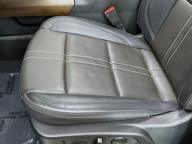 Used 2025 Chevrolet Silverado 2500 High Country w/ Technology Package image 23