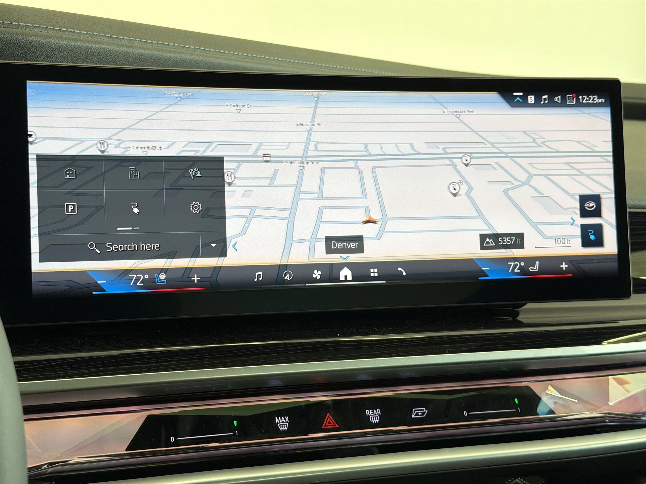 New 2026 BMW i7 xDrive60 AWD/4WD image 24