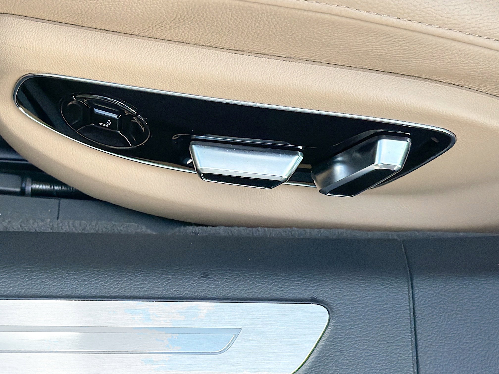 Used 2021 Audi A8 L 3.0T image 25