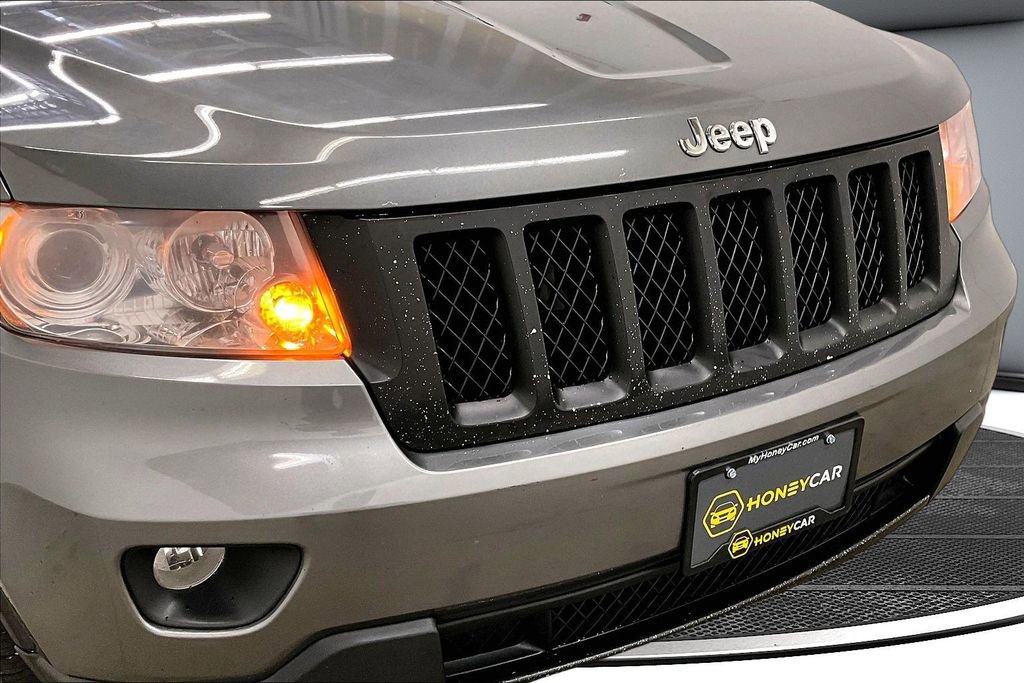 Used 2012 Jeep Grand Cherokee Overland AWD/4WD image 32