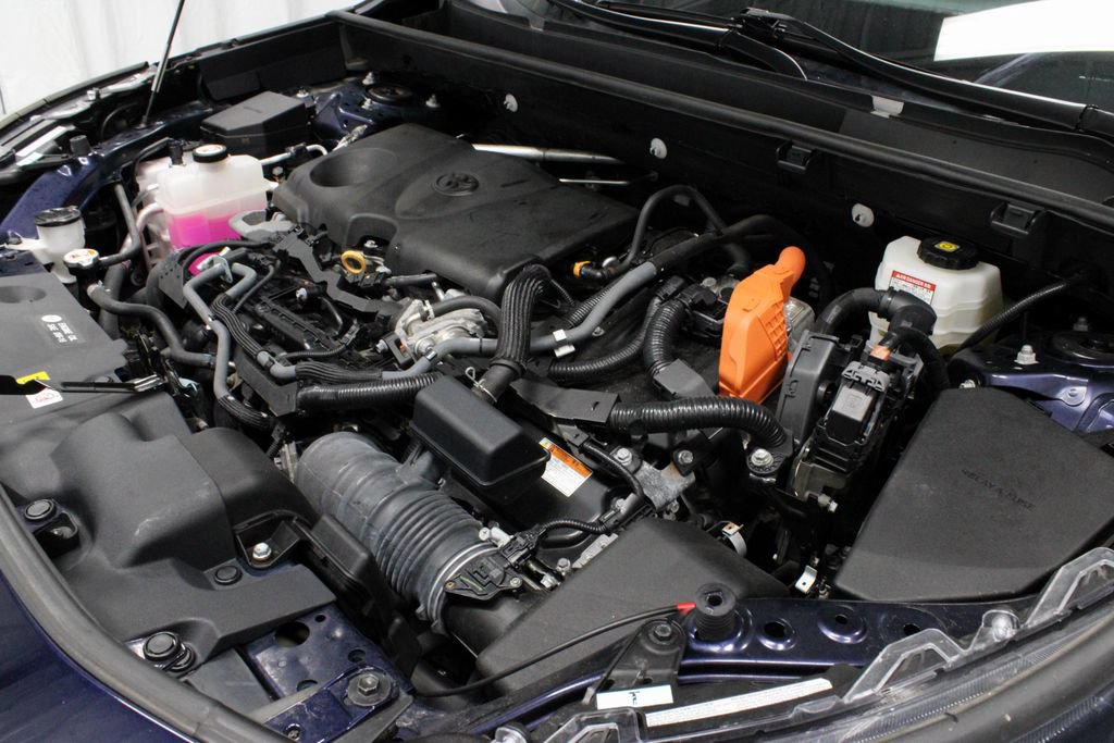 Used 2022 Toyota RAV4 XLE AWD/4WD image 15