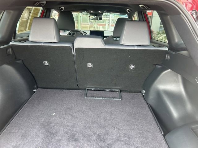 Used 2024 Toyota Corolla Cross SE image 15