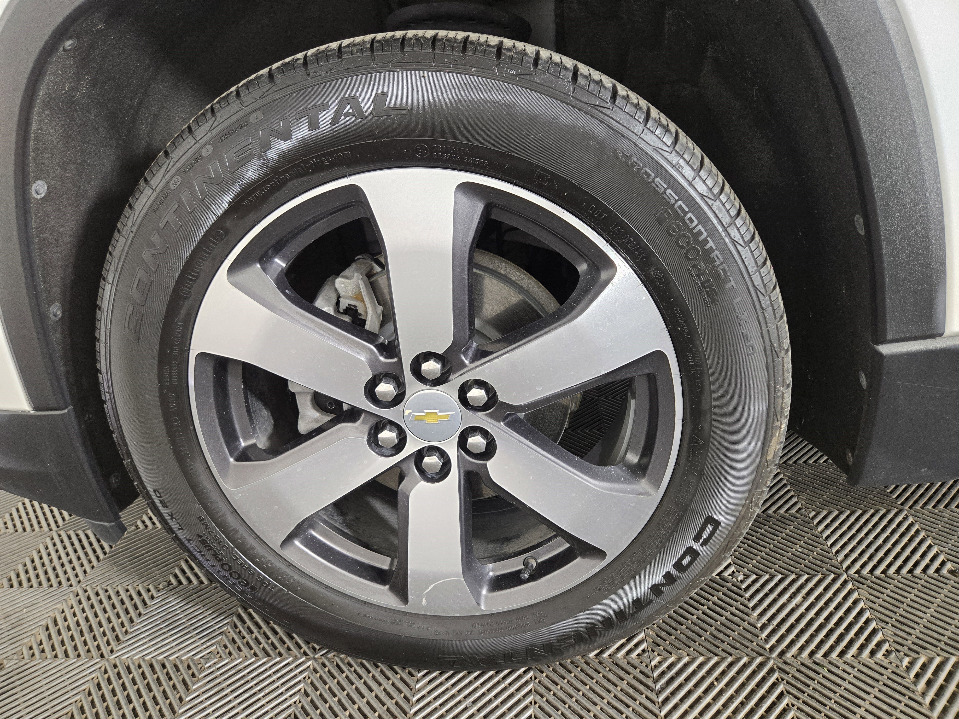 Used 2022 Chevrolet Traverse LT AWD/4WD image 35