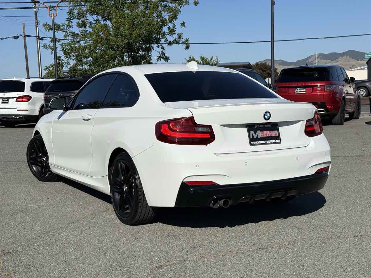 Used 2017 BMW 230i Coupe RWD image 5
