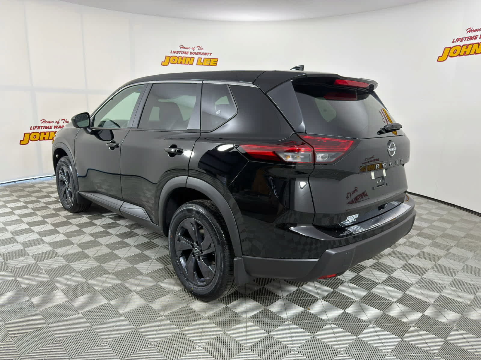 New 2026 Nissan Rogue SV FWD image 3