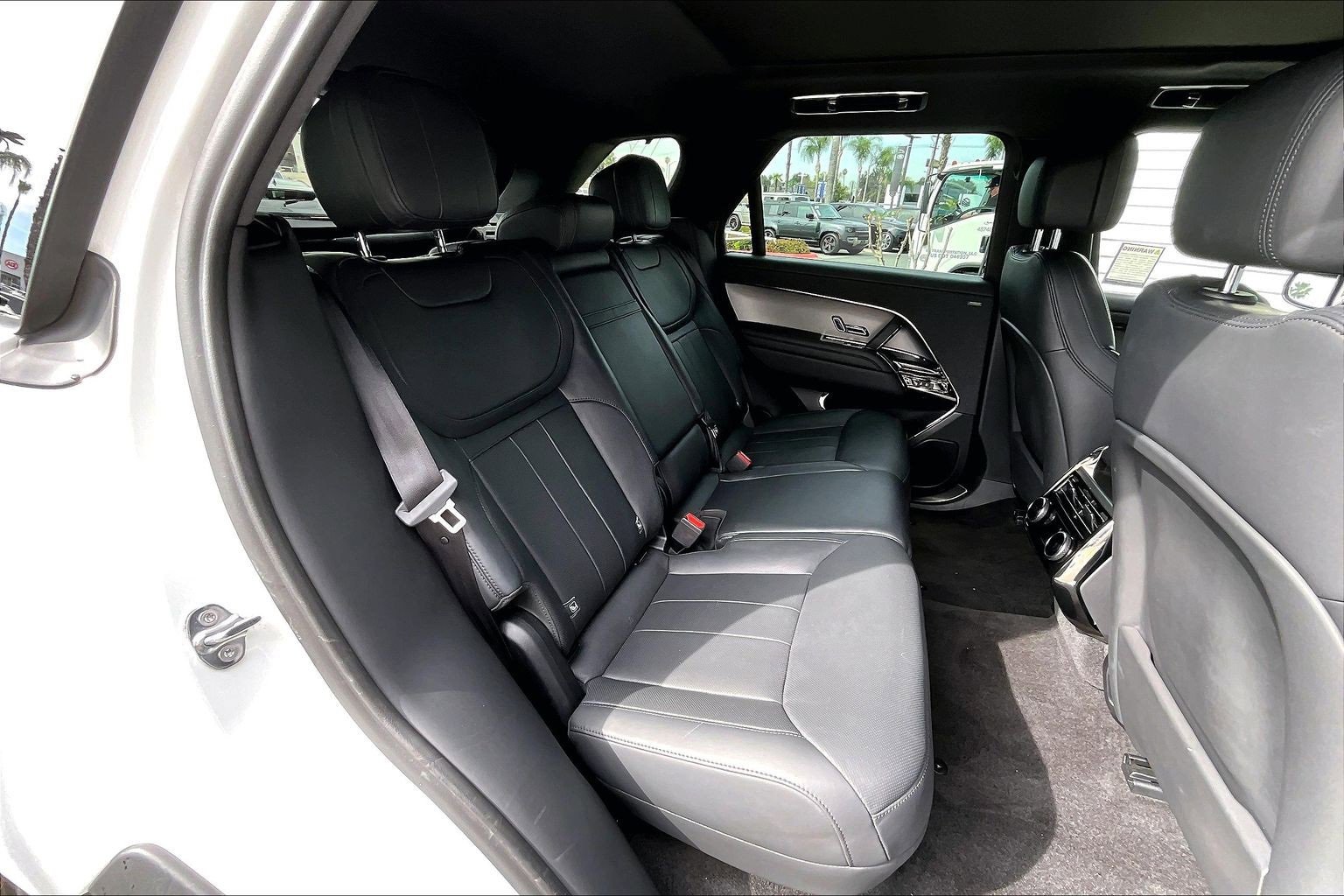 Used 2024 Land Rover Range Rover Sport Dynamic SE image 27