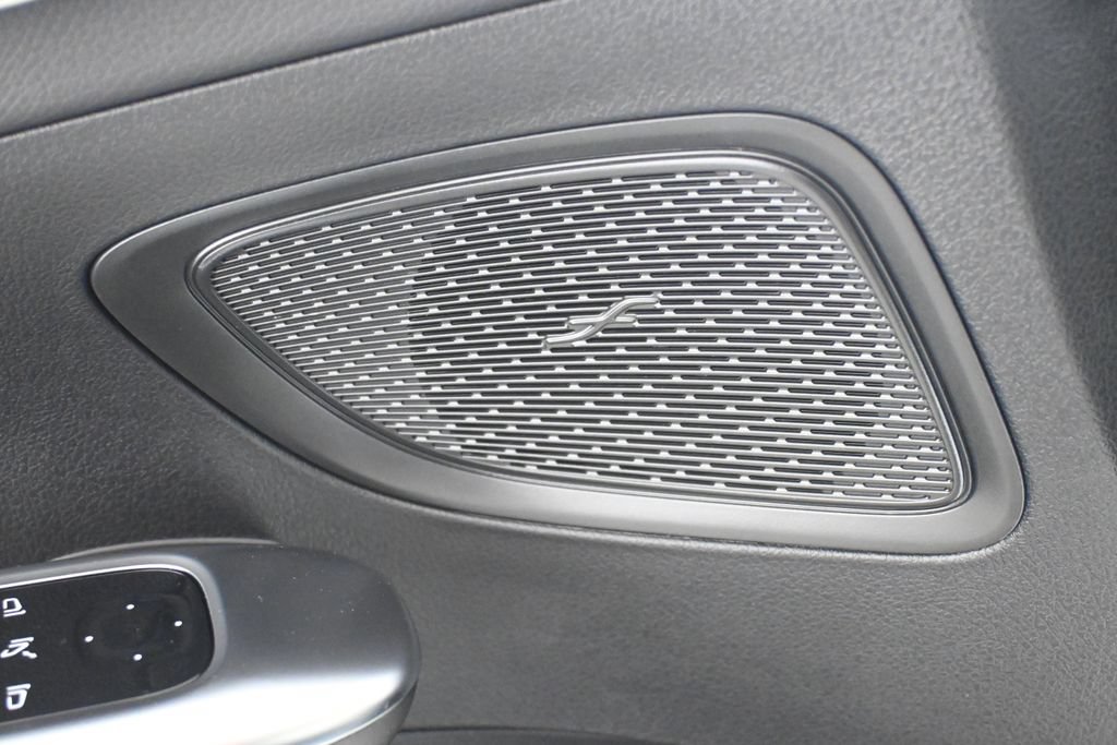Certified 2026 Mercedes-Benz C 300 4MATIC Sedan image 25