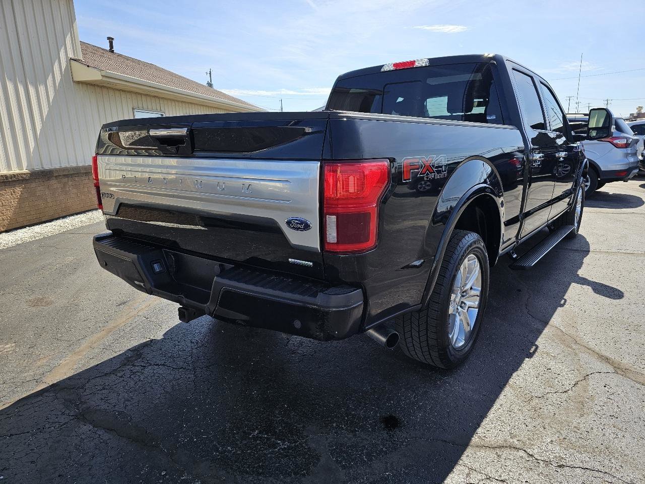 Used 2019 Ford F150 Platinum w/ Equipment Group 701A Luxury AWD/4WD image 34