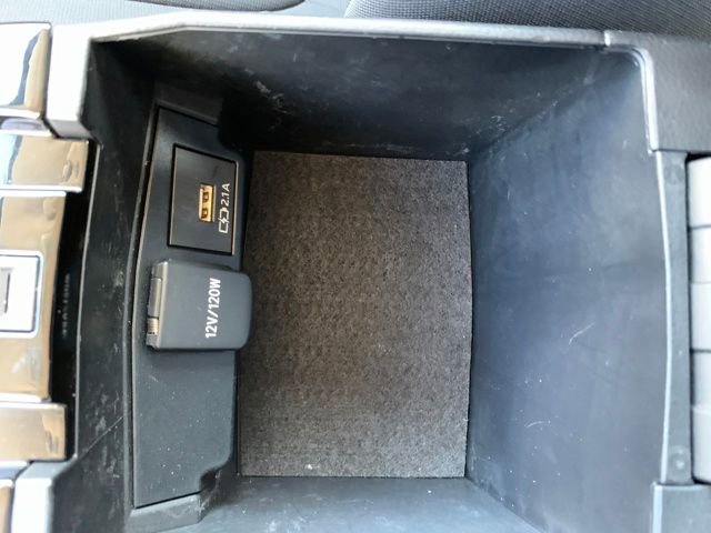 Used 2020 Toyota Corolla LE image 24