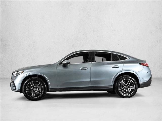 Used 2025 Mercedes-Benz GLC 300 4MATIC image 9
