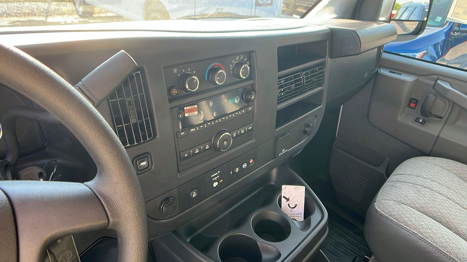 New 2025 Chevrolet Express 2500 w/ Communications Package RWD image 20