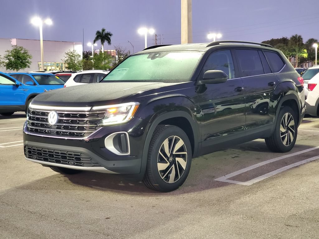 New 2026 Volkswagen Atlas SE FWD image 3