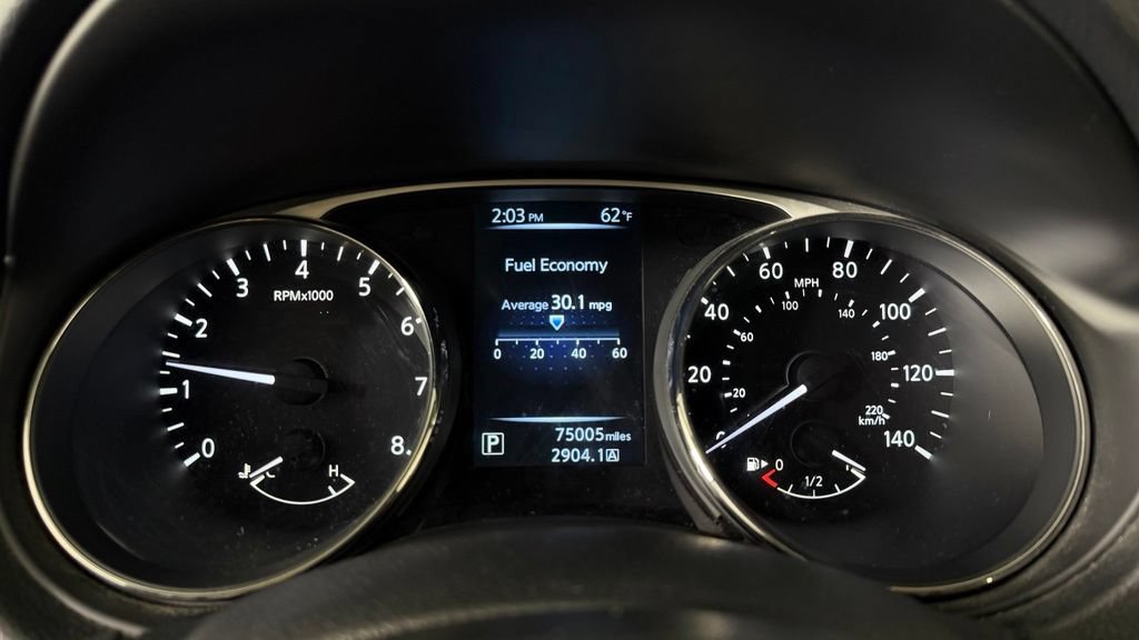 Used 2015 Nissan Rogue SV AWD/4WD image 20