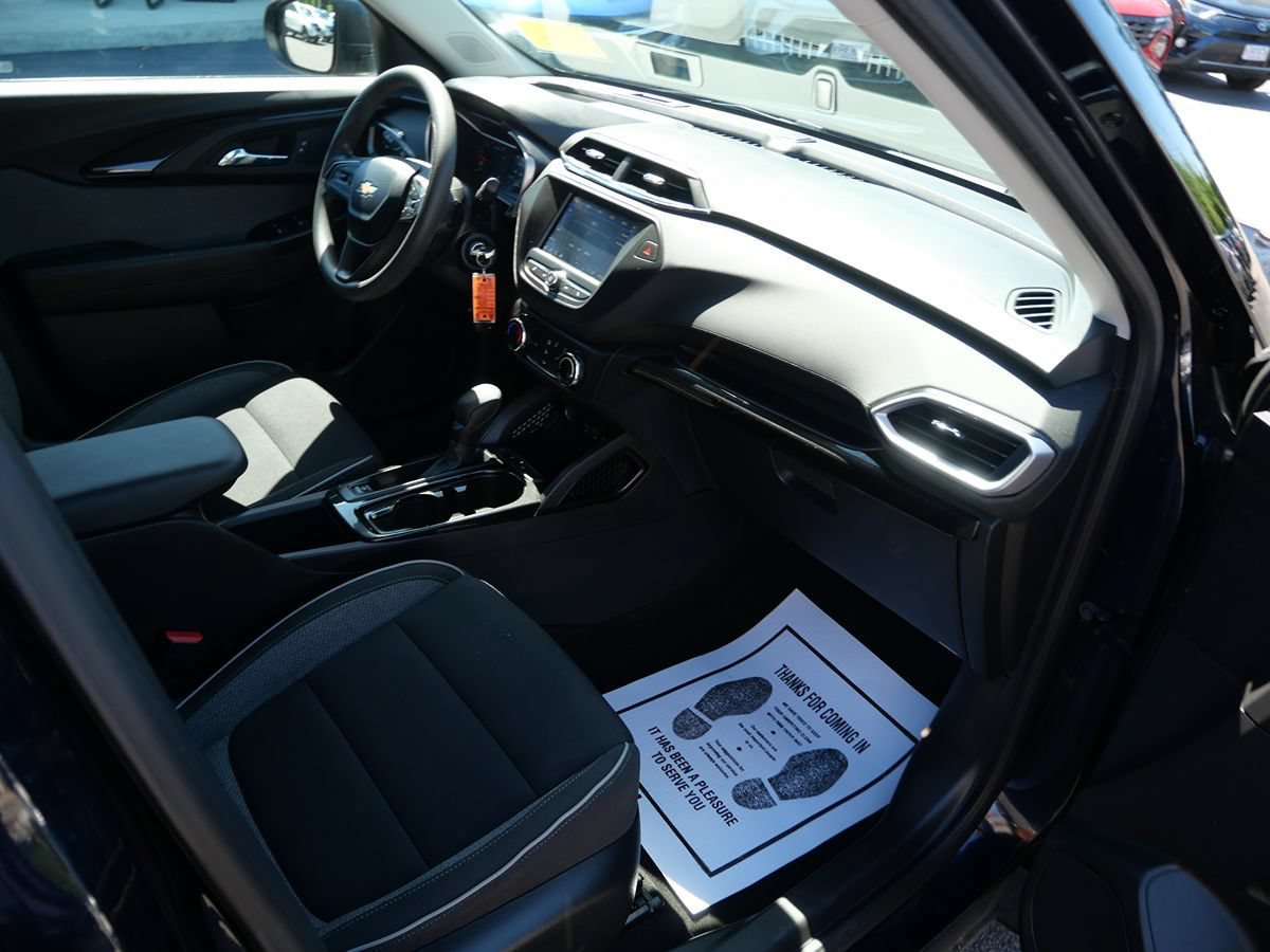 Used 2021 Chevrolet TrailBlazer LS FWD image 26
