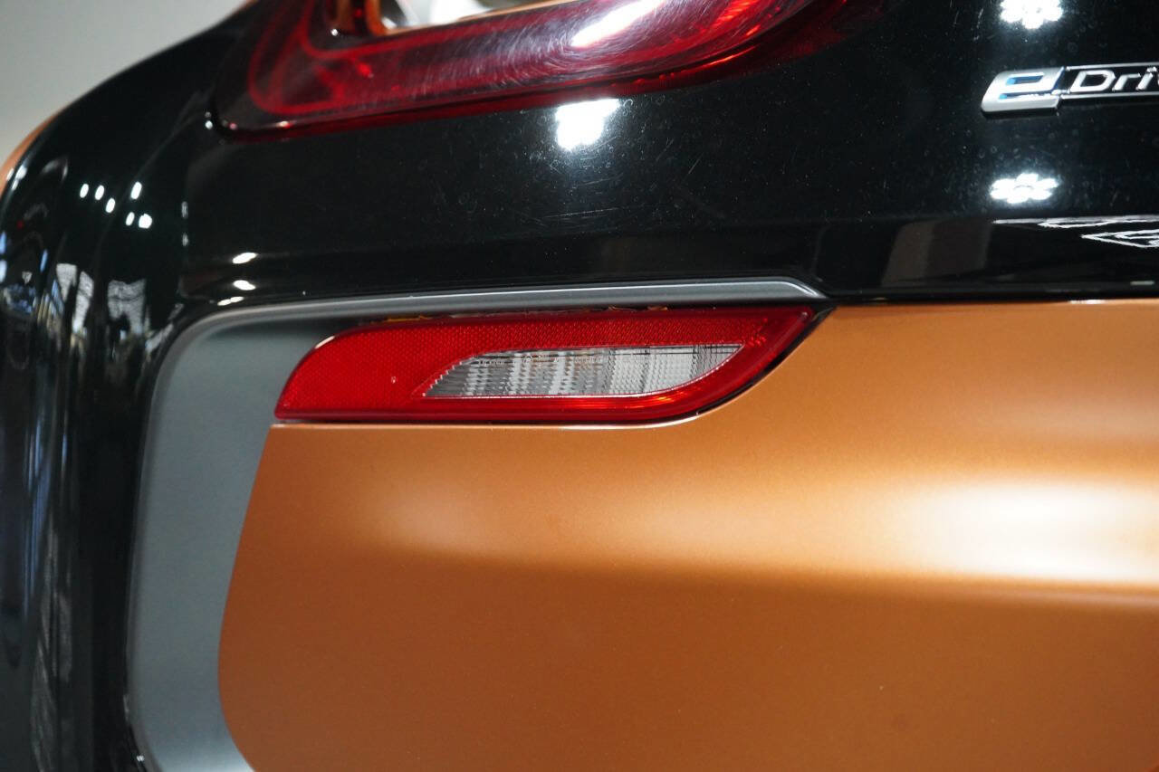 Used 2019 BMW i8 Roadster image 44