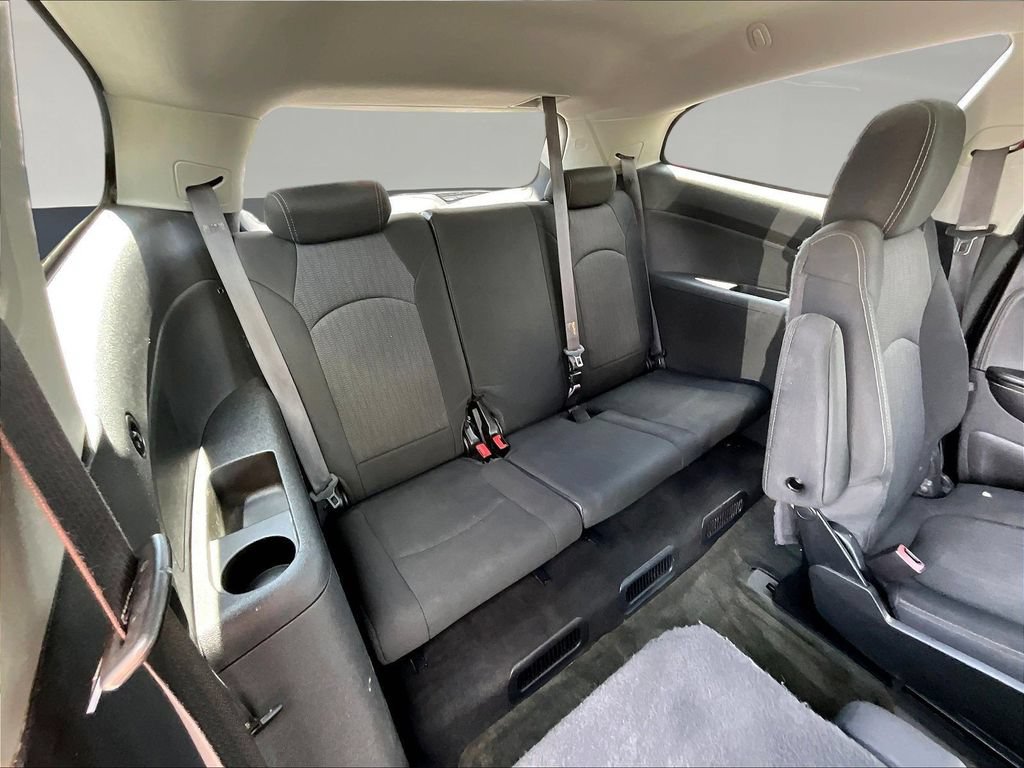 Used 2013 Chevrolet Traverse LT w/ All-Star Edition FWD image 28