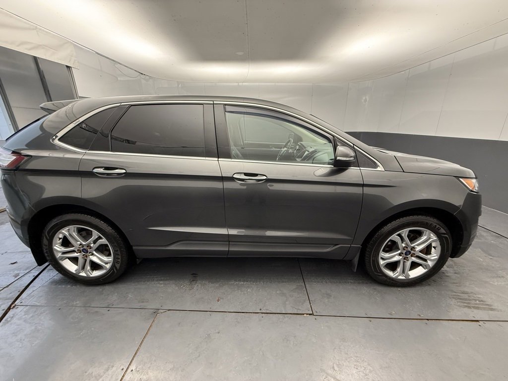 Used 2017 Ford Edge Titanium w/ Equipment Group 301A image 13